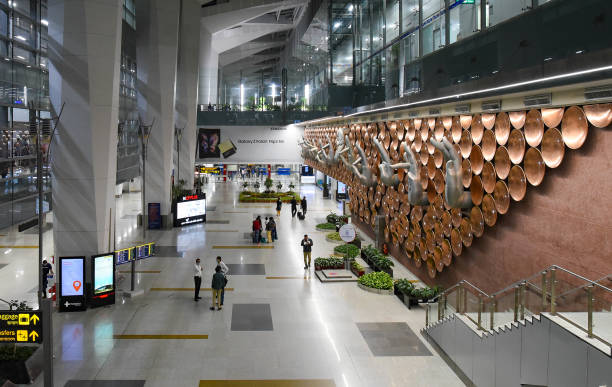 Delhi airport introduces e-boarding facility at its terminals