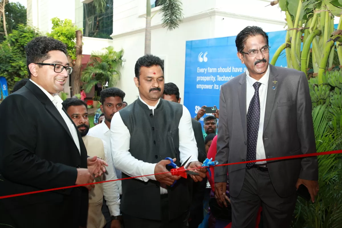 Garuda Aerospace Opens Agri-Drone Facility and 300 CoEs in India
