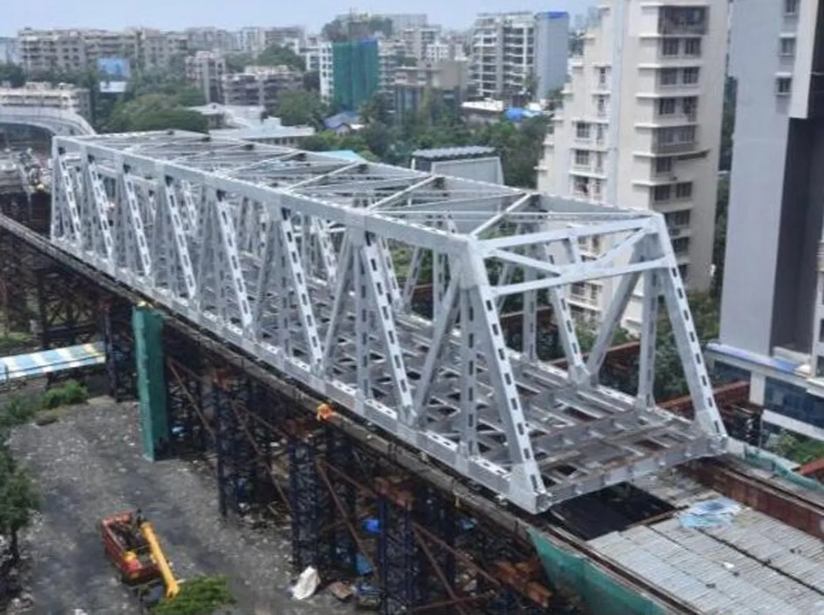 PCMC to Rebuild Chinchwad Railway Bridge After Safety Audit
