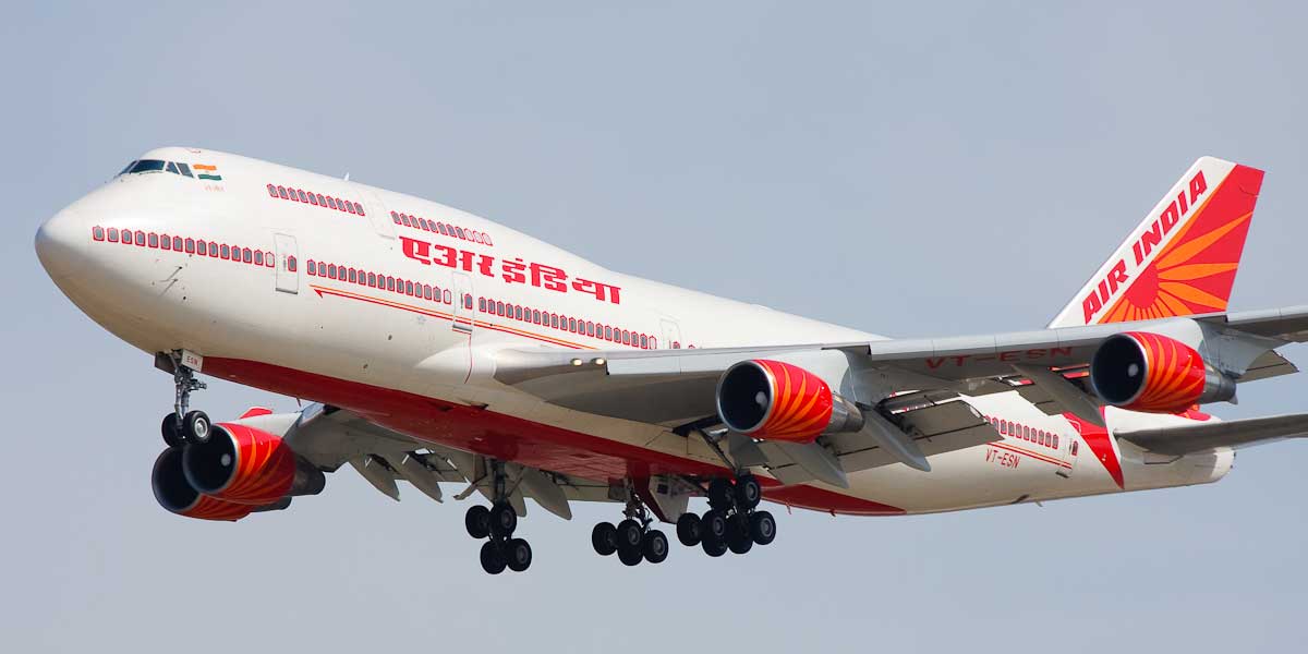 Tata Sons in talks with SIA to jointly bid for Air India