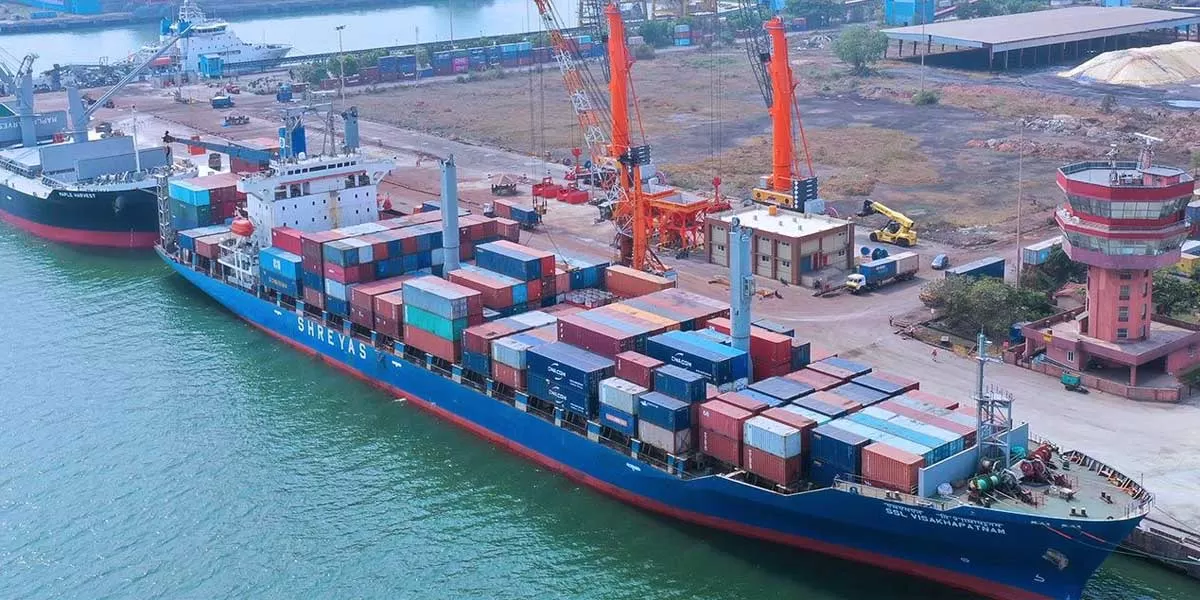 Port Sector Urged to Decarbonise Operations