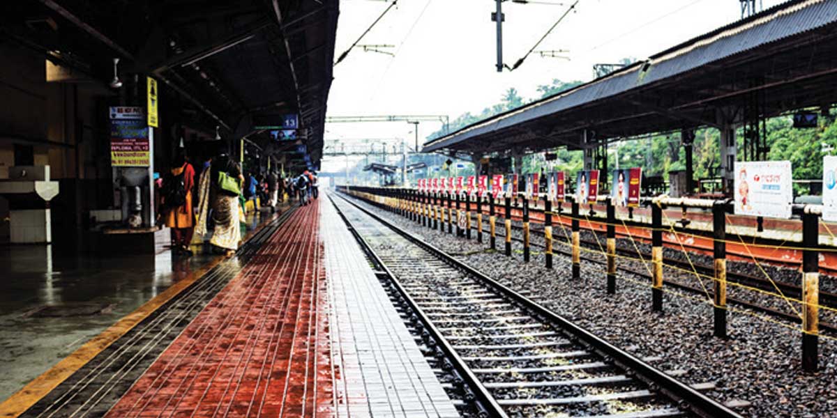 Railway stations to undergo revamp under Adarsh scheme