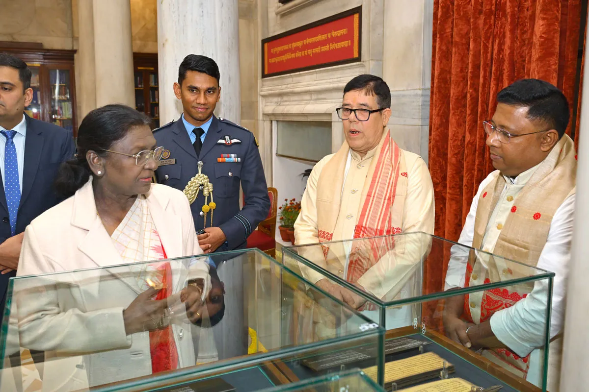 President Murmu Inaugurates Granth Kutir at Rashtrapati Bhavan