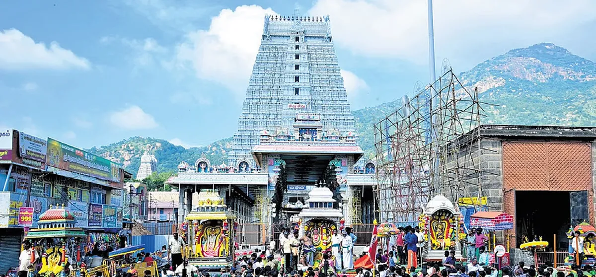 Madras HC Halts Constructions at Tiruvannamalai Temple