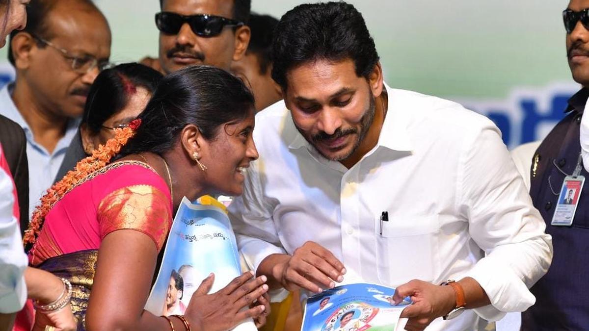 Andhra CM to hand over 8,912 more Tidco houses