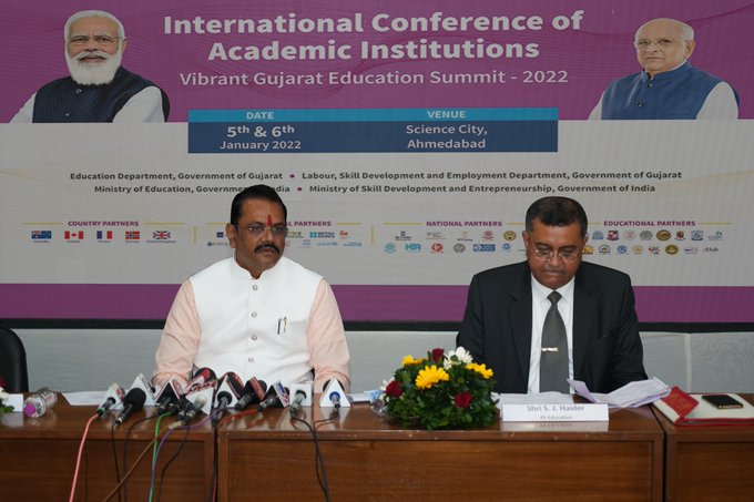 Gujarat govt signs 39 more MoUs during 10th VGGIS