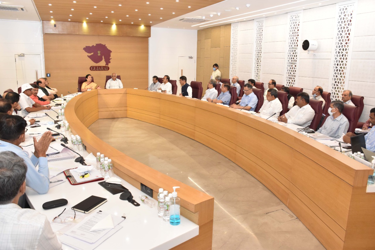 Jardosh helds meeting for smooth Centre-state coordination