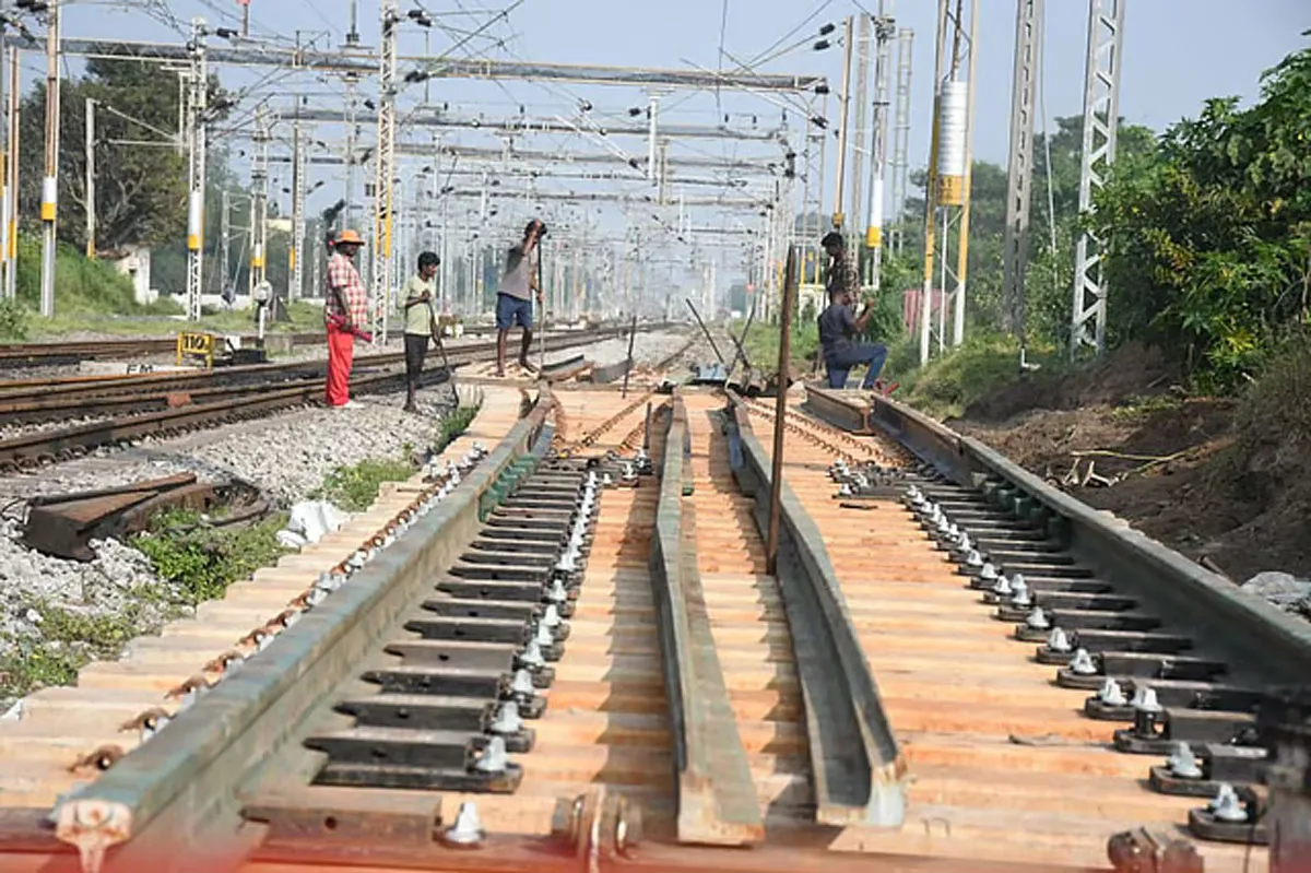 Southern Railway Upgrades Arakkonam Yard To Cut Delays