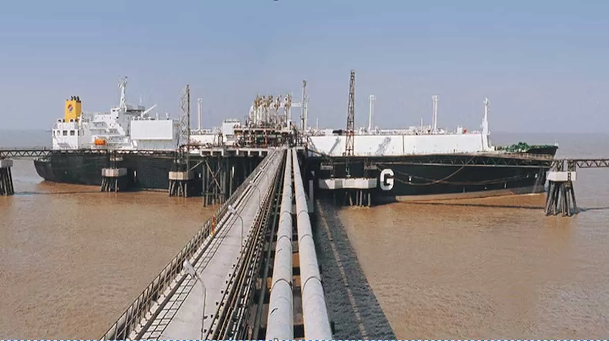 Petronet Eyes Rs 120 Billion Loan for Expansion