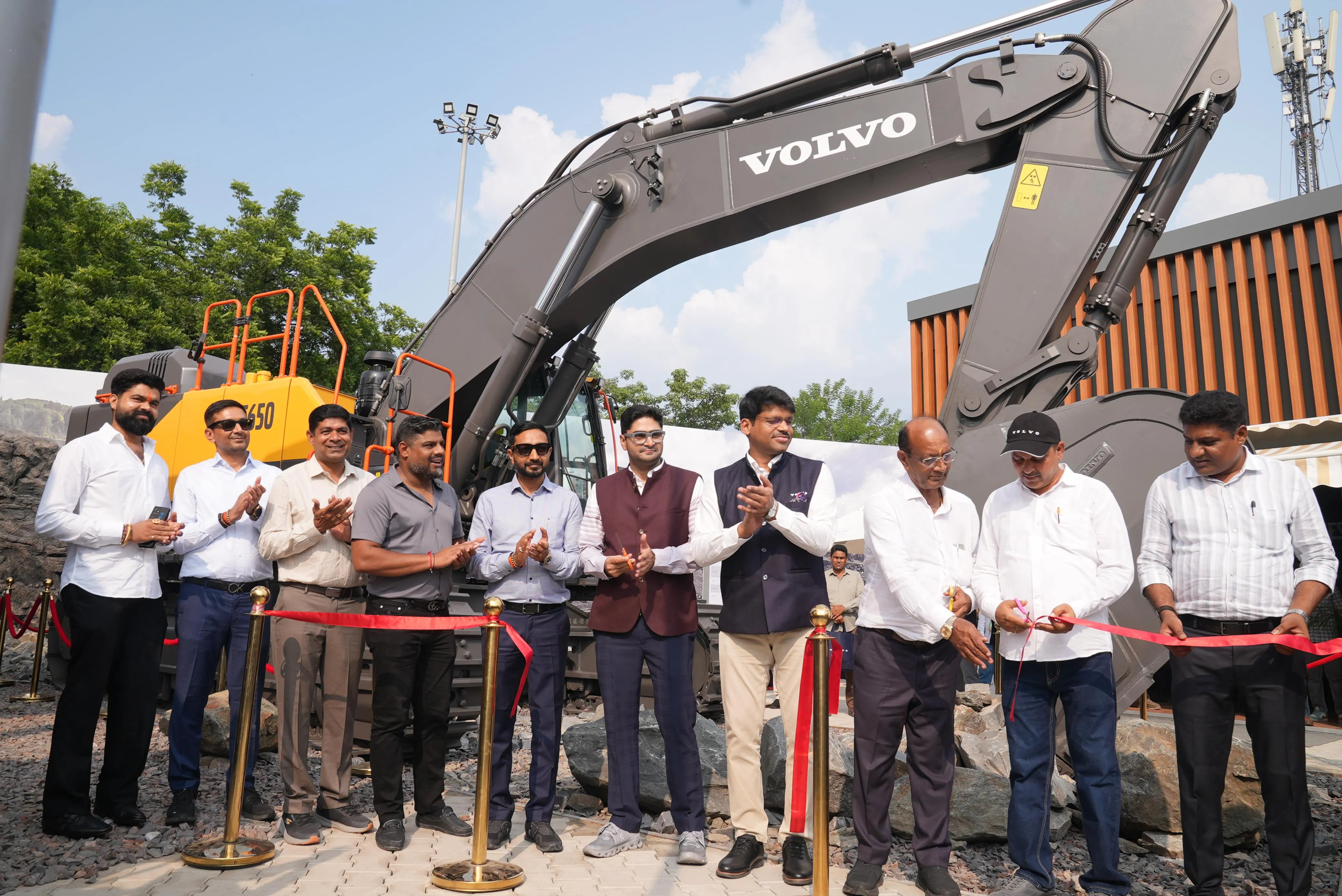 Volvo CE launches EC650 mining excavator at bauma CONEXPO India
