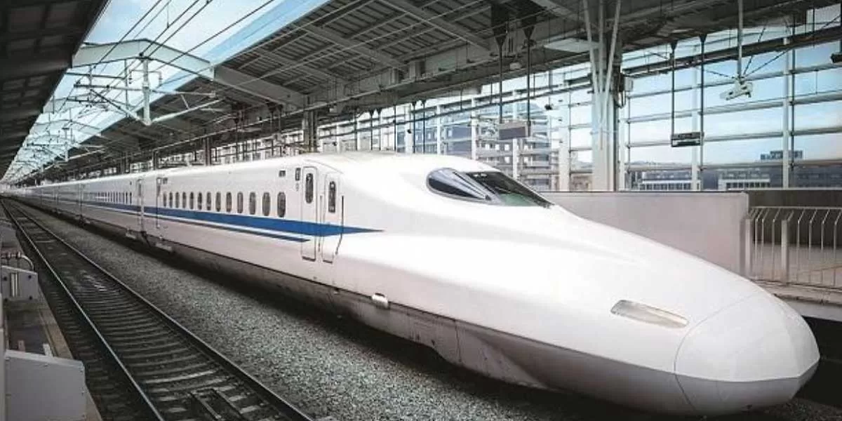 India's first Bullet Train set will run in 2026,says Railways Minister