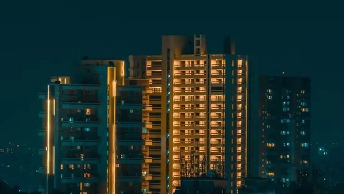 Pune Records 12,693 Registrations Despite Festive Slowdown