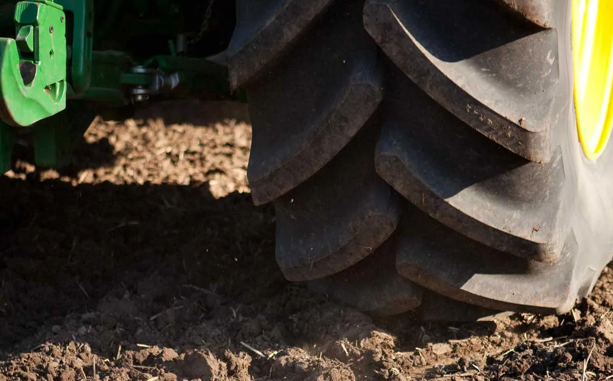 Bridgestone Expands VT-TRACTOR Range With New XXL Agricultural Tyres