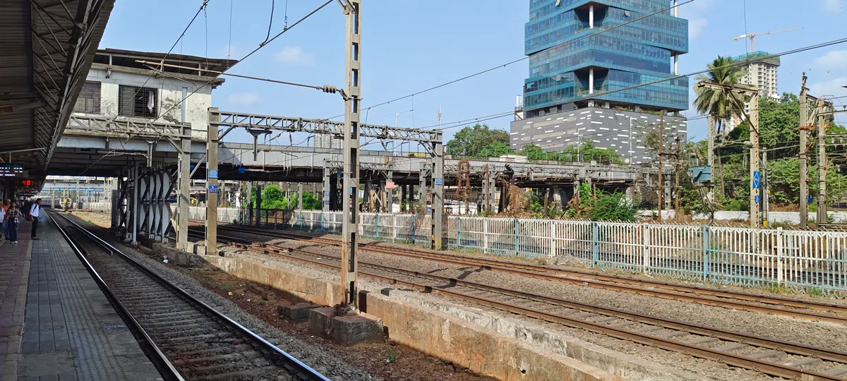 Mumbai’s 125-Year-Old Elphinstone Bridge to Be Demolished from Sept 10