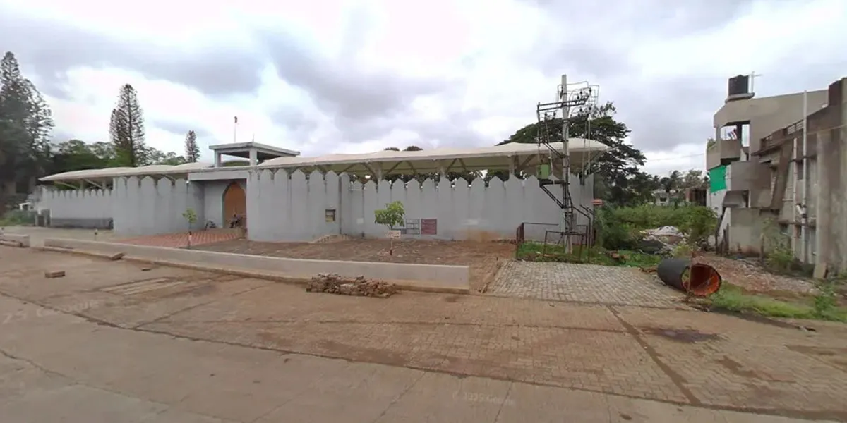 Shahapur Road Compensation Dispute Reaches High Court