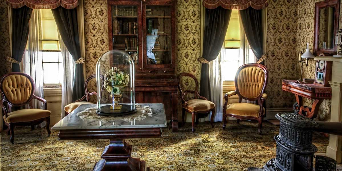 Adding a vintage vibe to the home decor