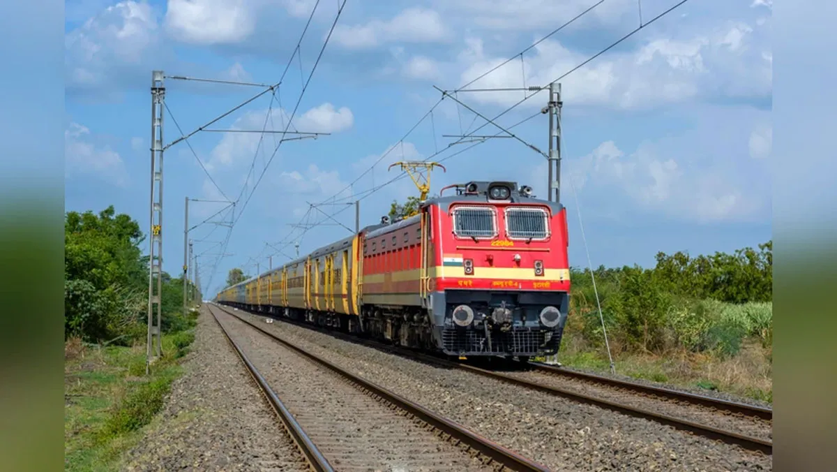 Centre Clears Rs 27.81 Billion Rail Projects In Gujarat, Maharashtra