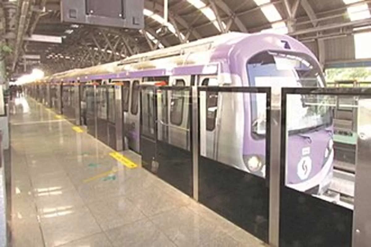 CRS Inspects Final Stretch of Kolkata’s East-West Metro