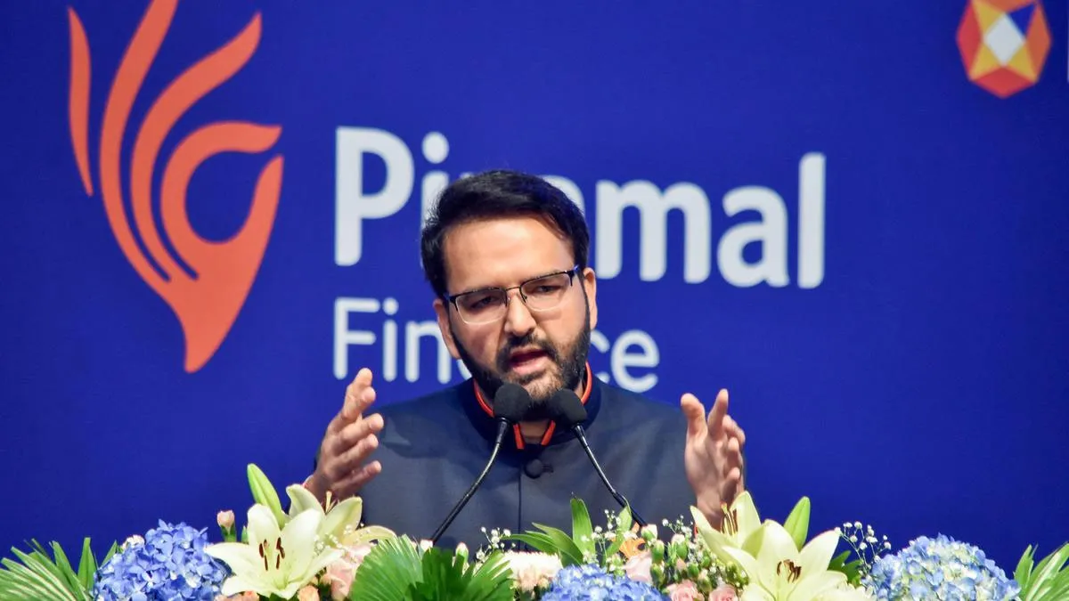 Piramal Finance To Sell Shriram Life Stake For Rs 6bn