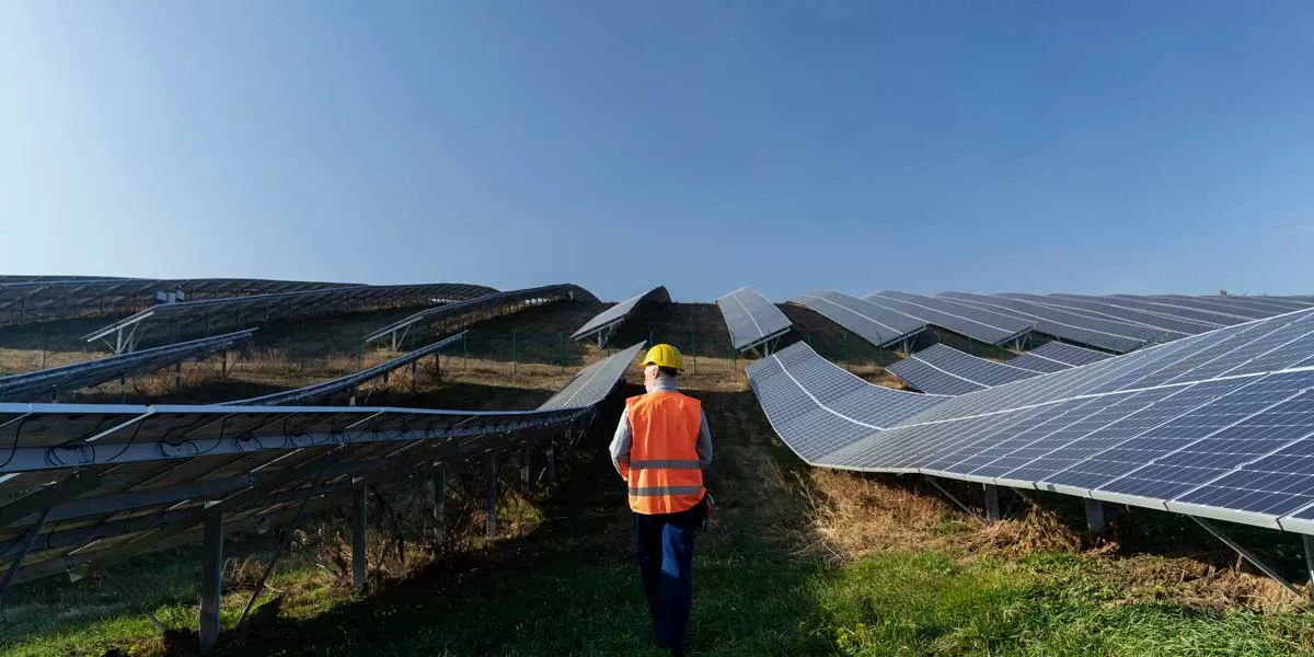 SWELECT Secures 150 MW Solar Orders