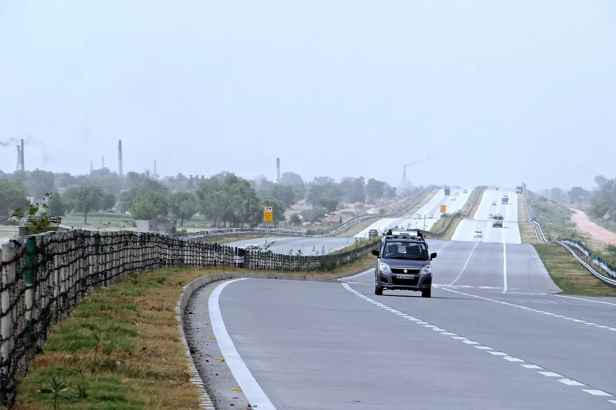 Centre Upgrades RRR to 6-Lane Expressway in First Phase 