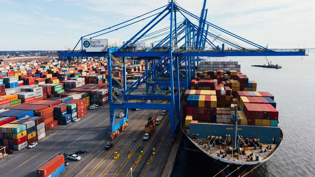 India’s Exports Hit $824.9 Billion in FY25, Driven by Services Surge
