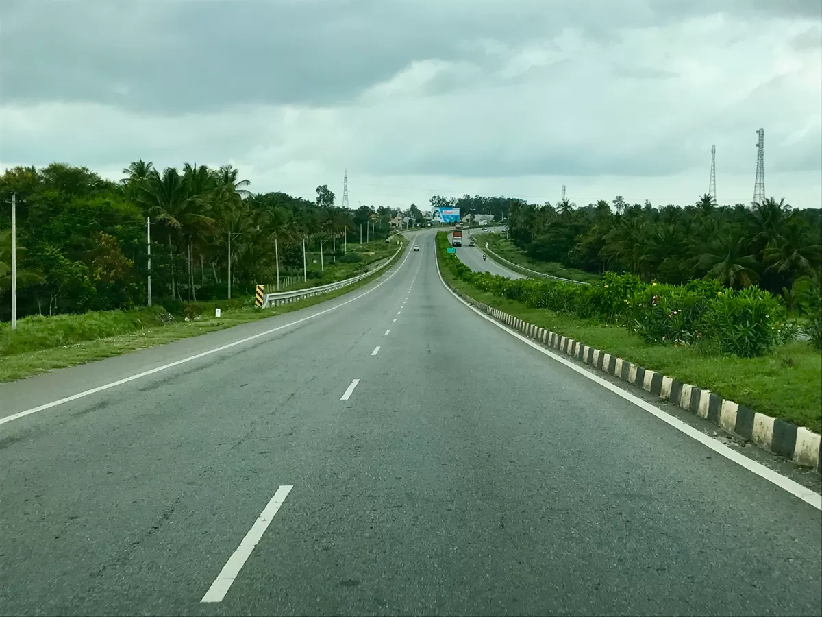 NHAI Flags Safety Risks from Blocked Drains on Pune-B'luru Highway