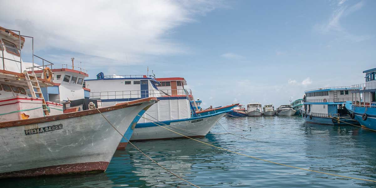 PM Modi announces Rs 230 billion in maritime projects