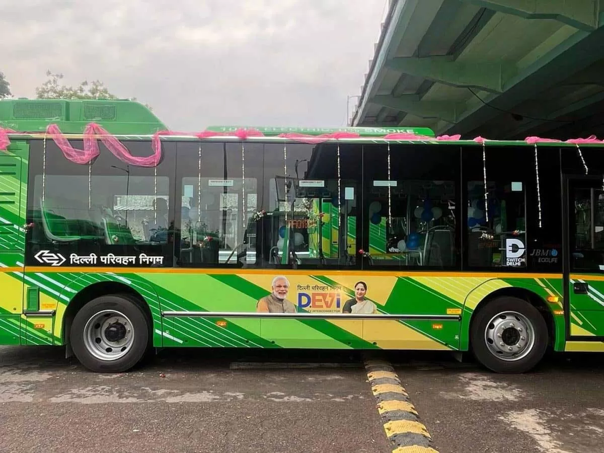 Delhi Rolls Out 400 New Electric Buses for Last-Mile Commute