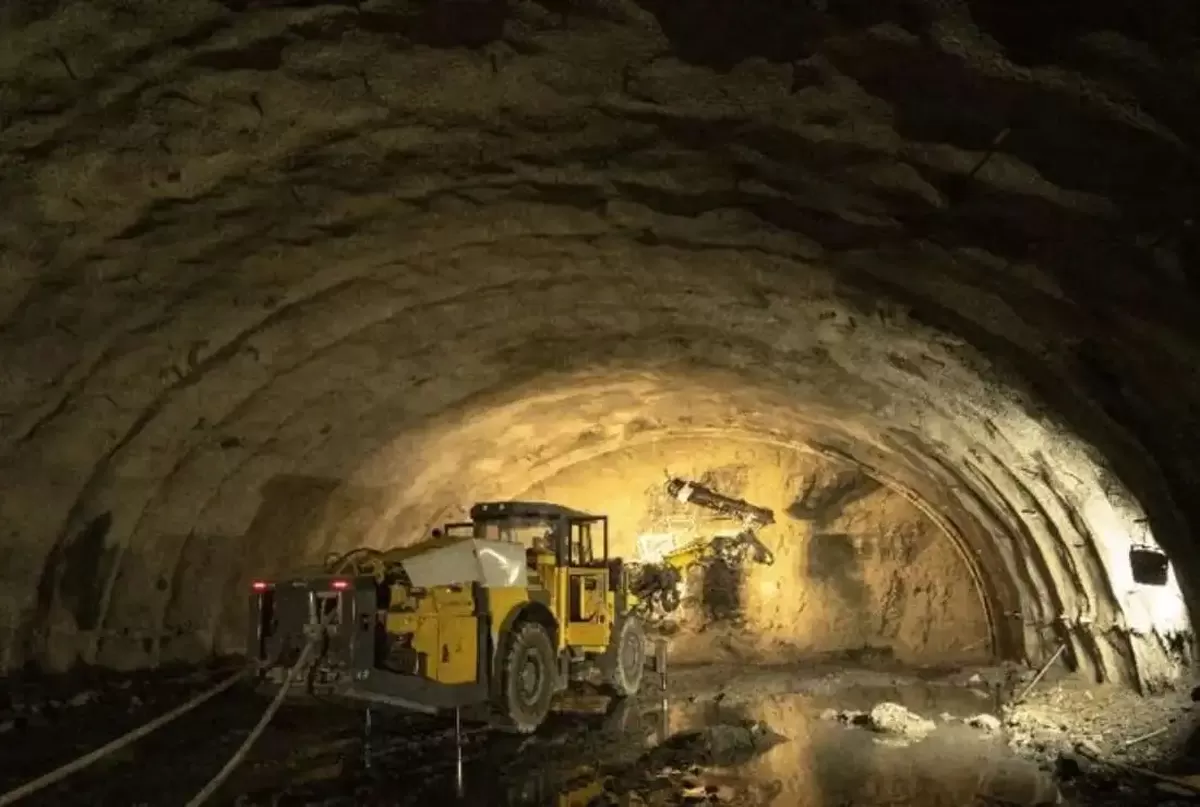 SWR To Install Advanced Tunnel Radio In Western Ghats