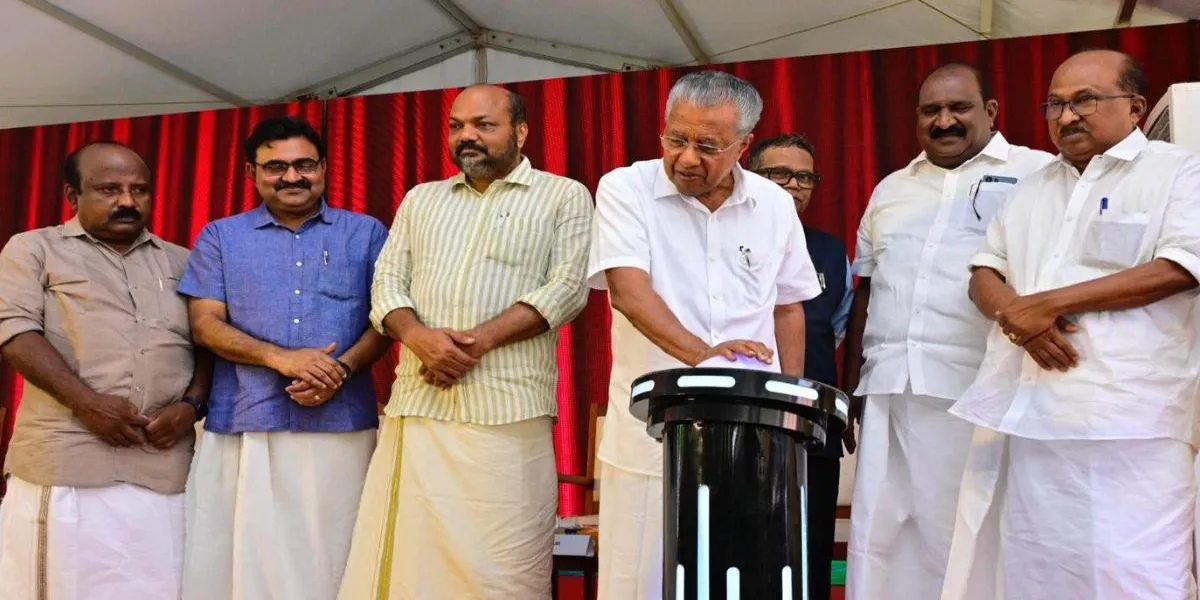 Kochi Water Metro Gains Global Interest, Says CM Vijayan