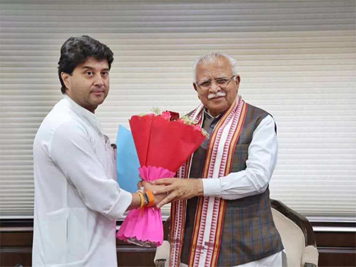 Scindia Seeks Over Rs 2.5 Billion for MP District Projects