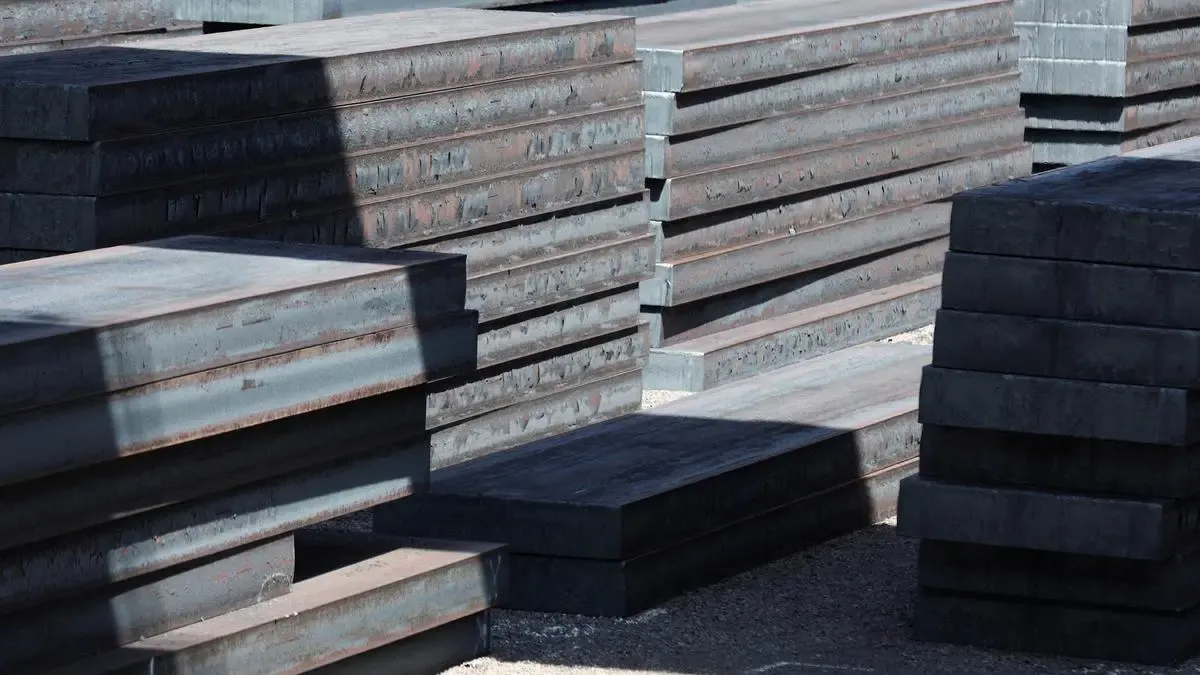 Kretinsky Exits Thyssenkrupp Steel Stake as JV Plans Stall