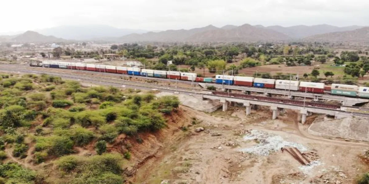 Gateway Distriparks Runs First Double-Stack Train from MMLP Ankleshwar