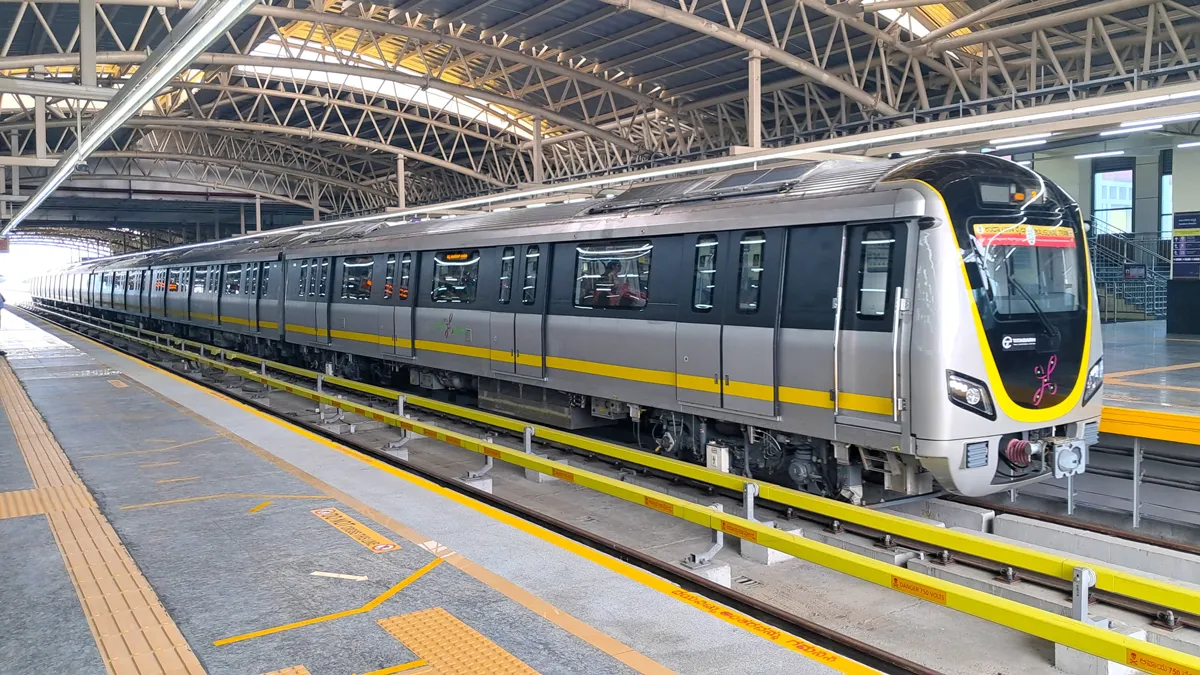 Namma Metro Gets Fifth Trainset For Yellow Line