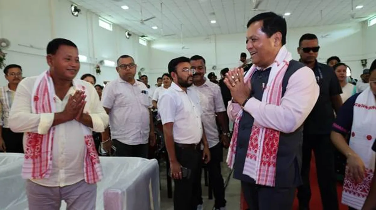 PM SVANidhi Uplifts Street Vendors, Says Sonowal