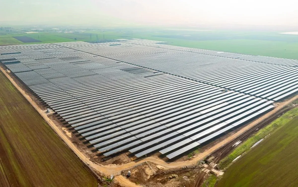 Jakson Green, Blueleaf to Build 840 MWp Solar Park in Rajasthan