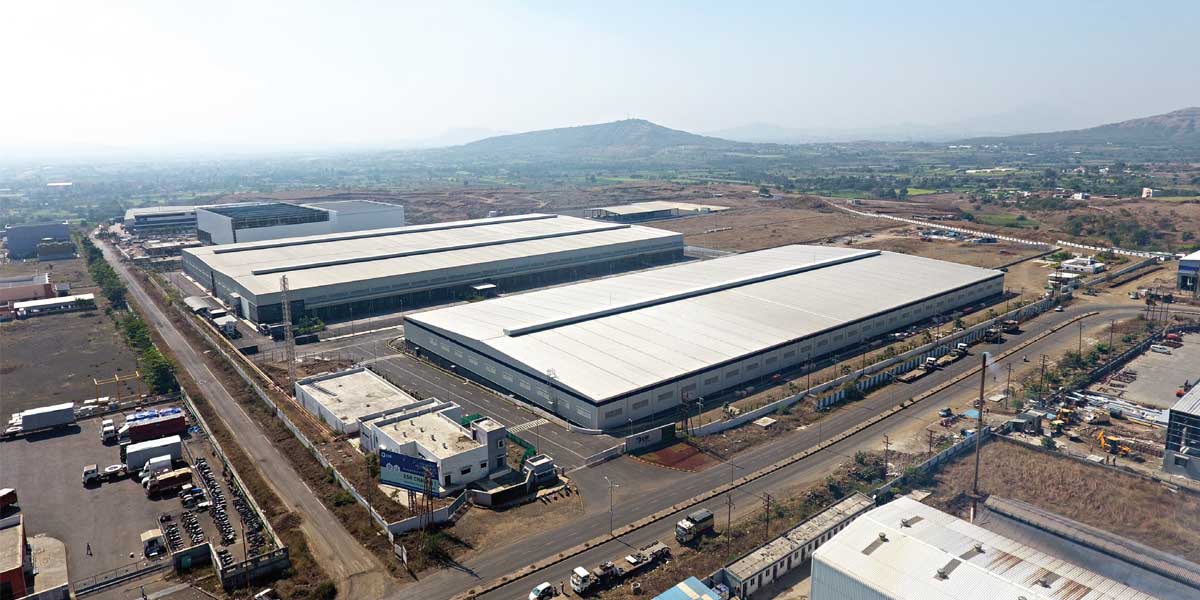 The expansion of warehousing and logistic hubs