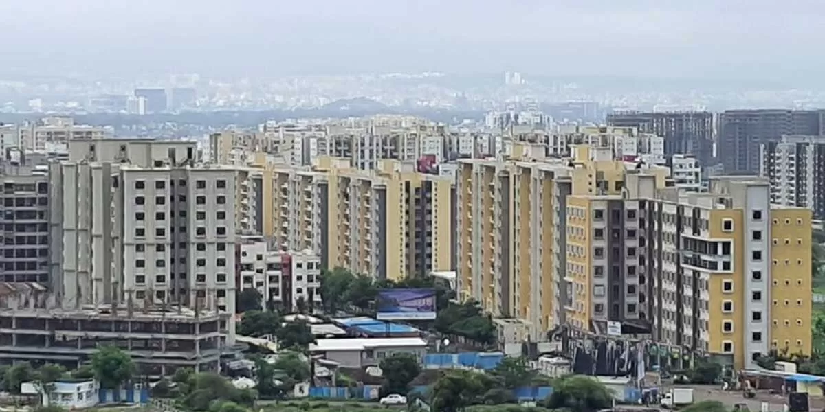 Maharashtra Housing Societies Await Single-Window Clearance