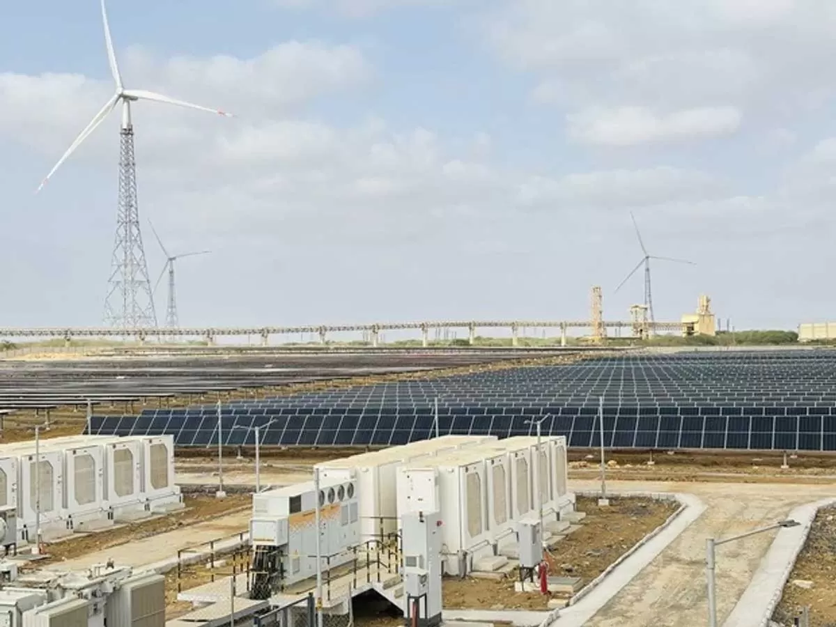 Gentari, UltraTech Launch Hybrid RTC Clean Energy Plant
