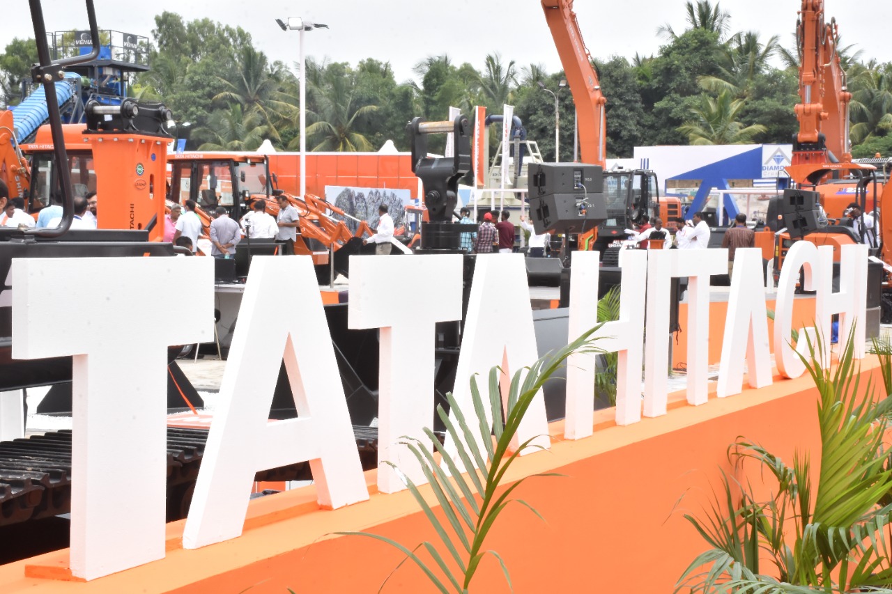 Tata Hitachi unveils 5-Tonne Wheel Loader ZW225 at Excon 2022