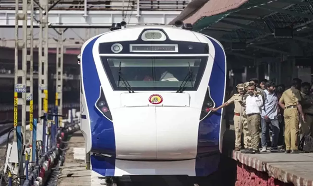Solapur–Mumbai Vande Bharat Upgraded to 20 Coaches