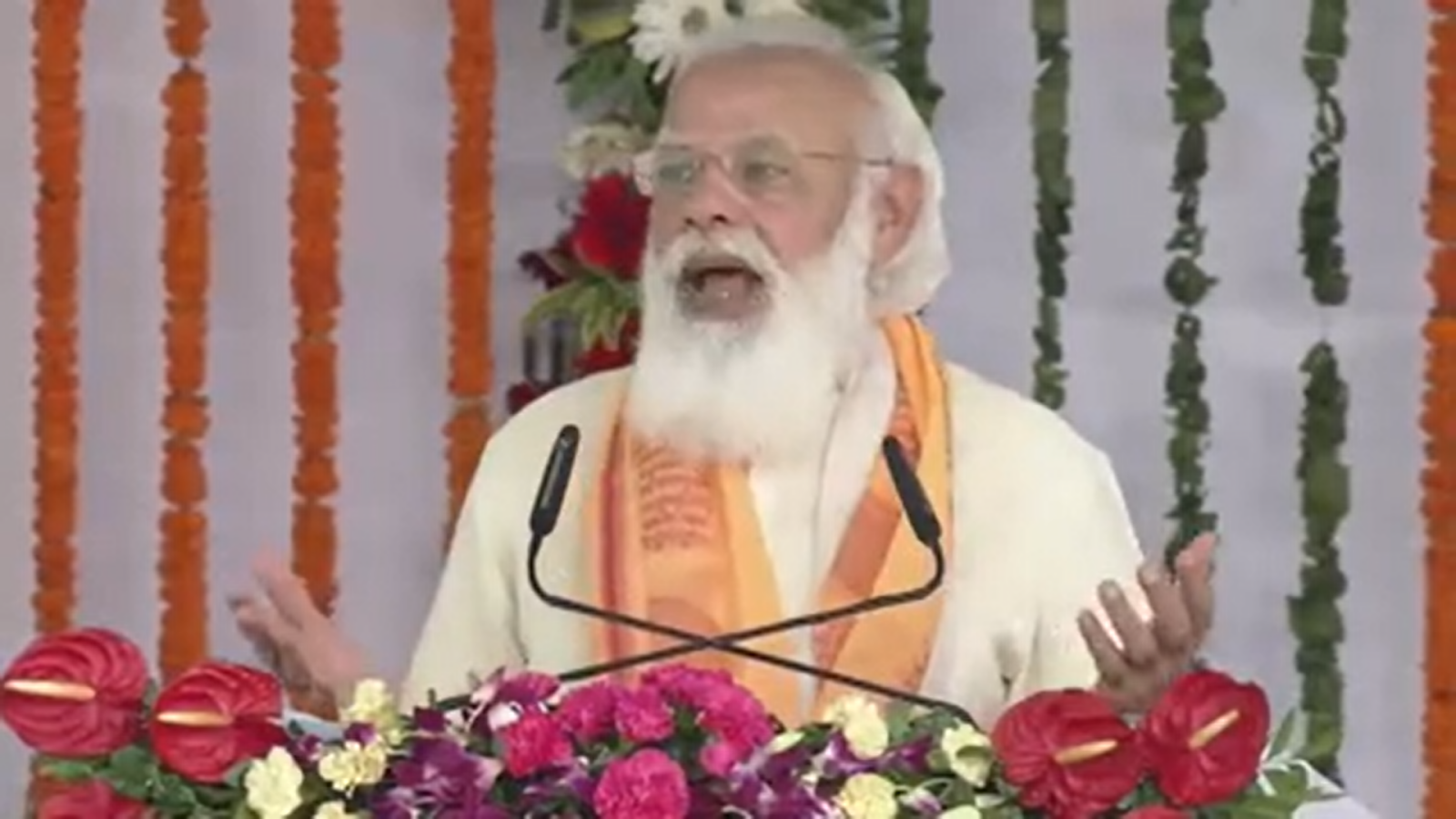 PM Narendra Modi inaugurates infra projects in UP worth Rs 1,583 cr