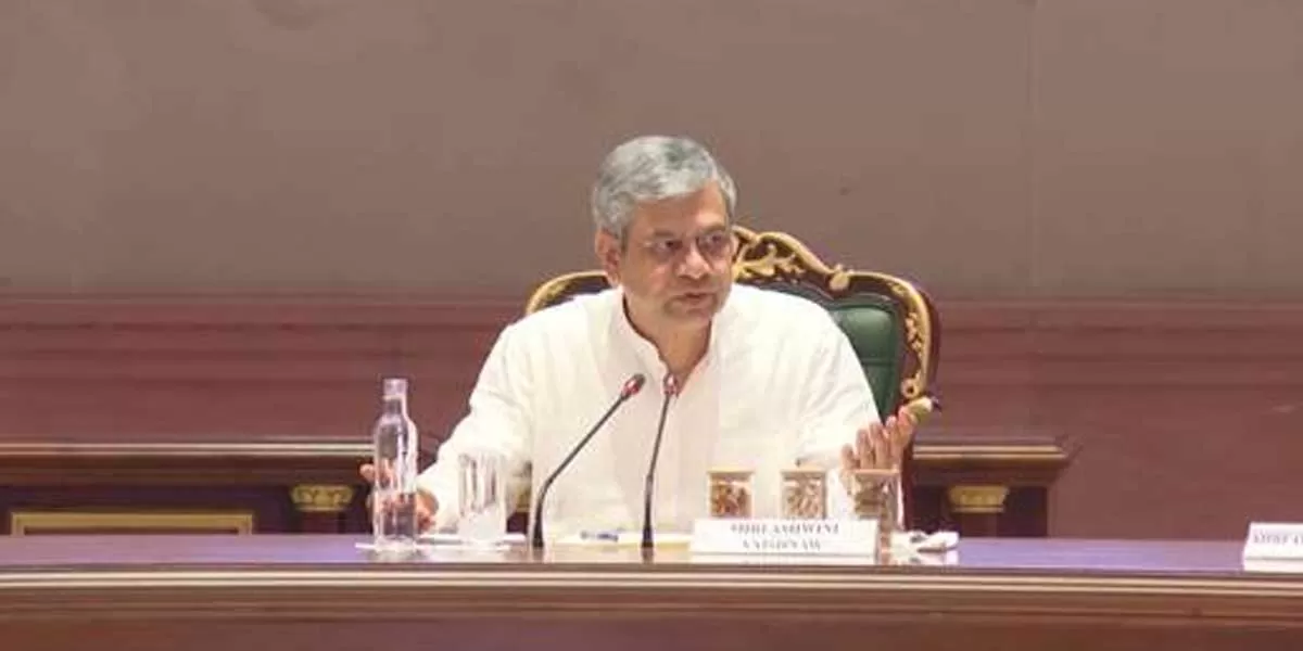 Vaishnaw Urges Industry to Back Skilling for Viksit Bharat