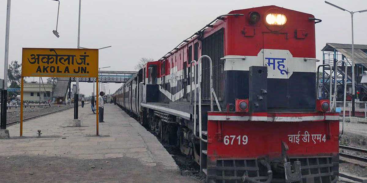 Rs.1.5 bn in Central funds for development of Akola railway station