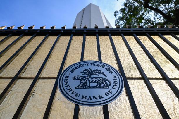 RBI to introduce new norms on directors loans, NPA divergence