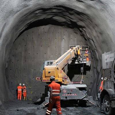 Gadkari plans Khellani Tunnel upgrade to 2 lanes