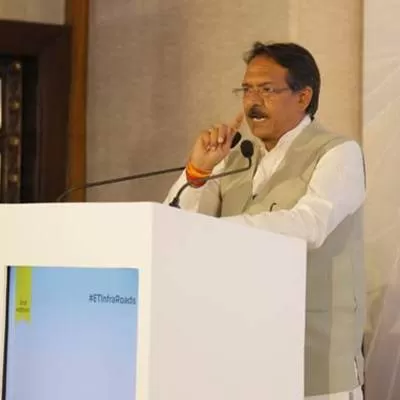Minister Highlights Road Network Growth and Safety at Summit