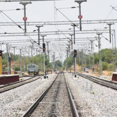 Konkan Railway completes 100% rail electrification of entire stretch