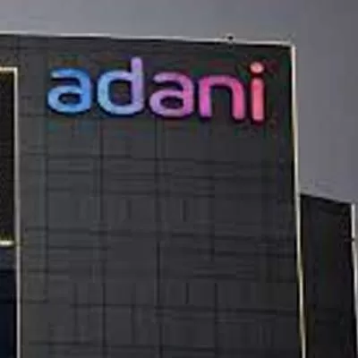 Adani to invest Rs.500 billion for 1 GW data centre in Maharashtra